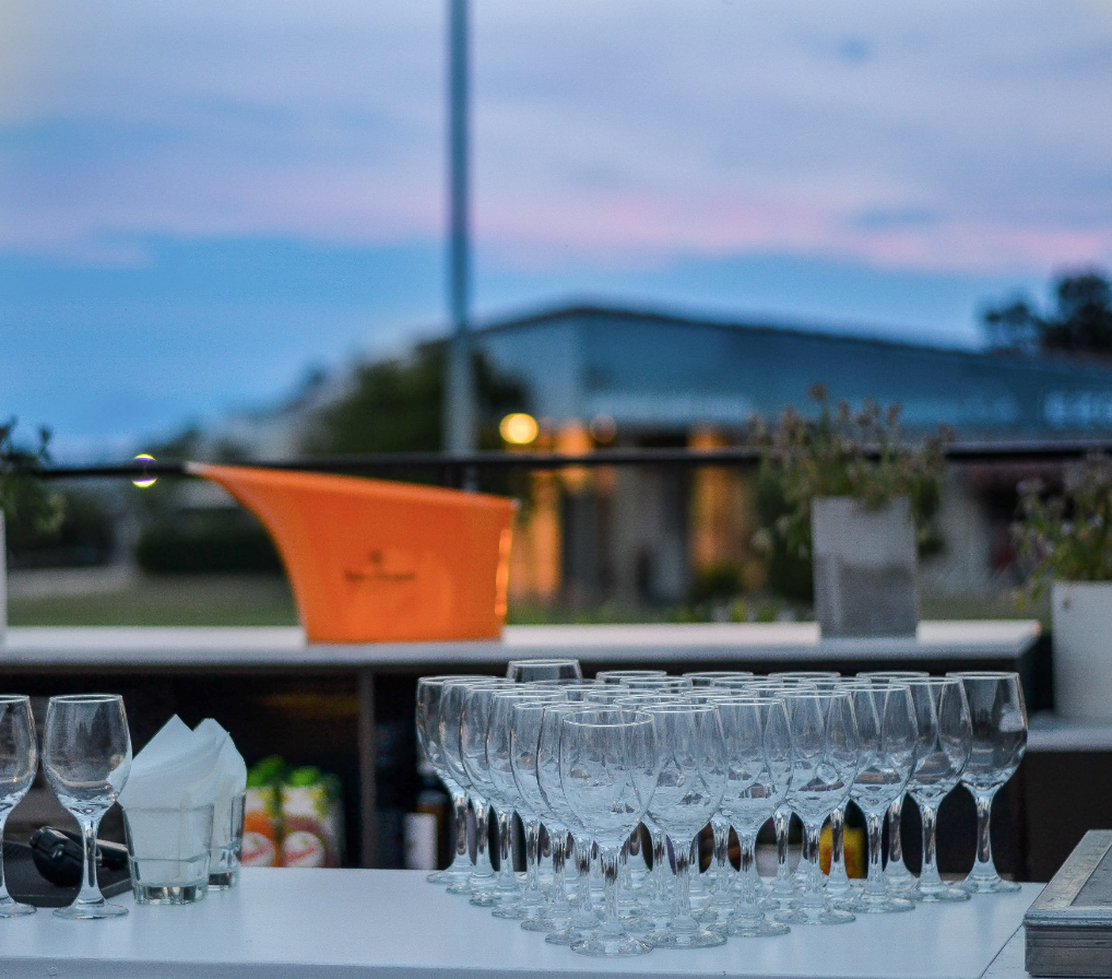 Summer Terrace Cocktail Standing-Area Setup