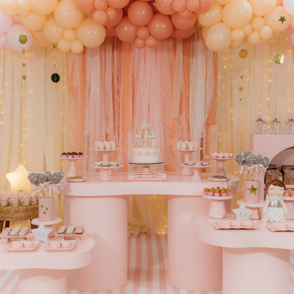 Baby Shower Soft-Color Round-Table Scene Setup